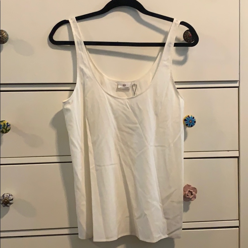 The Breeze Tank by AG